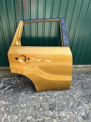 Задняя правая дверь 6800354P01000 SUZUKI