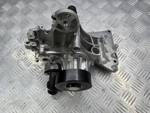 Водяной насос охлаждения, с корпусом 11519453667 BMW