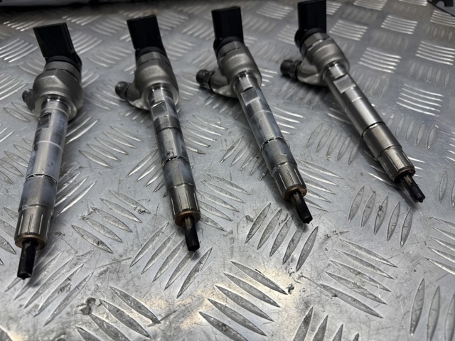 Форсунка впрыска топлива 13538472208 BMW