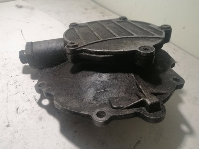 0002304365 MERCEDES Насос вакуумный купить в Львов