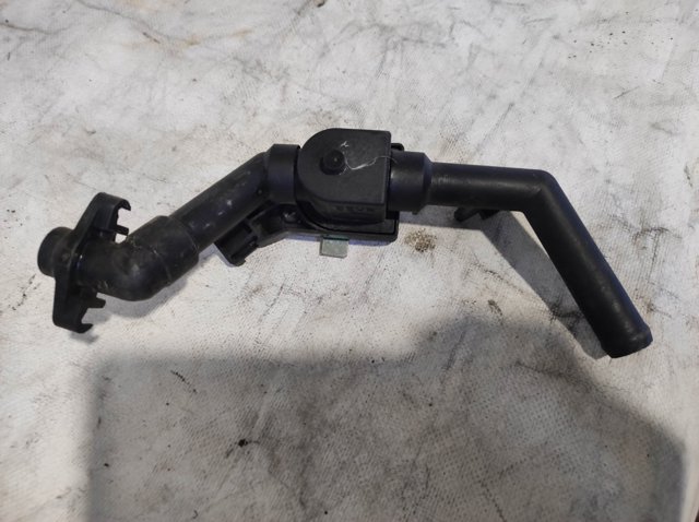 Кран отопителя 0018301684 MERCEDES