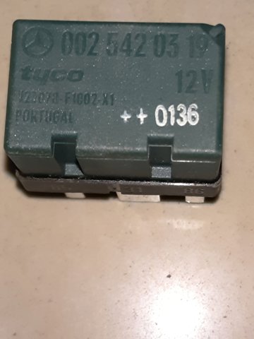 MERCEDES 0025420319 Реле дворников в наличии Черновцы