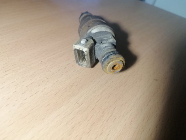 0280150716 BOSCH Топливные форсунки купить в Тернополь