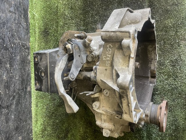 VAG 02T301103K Корпус коробки передач АКПП/КПП в наличии Черновцы