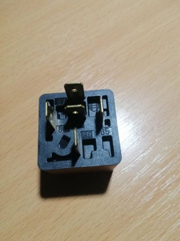 Многофункциональное реле 0332209136 BOSCH