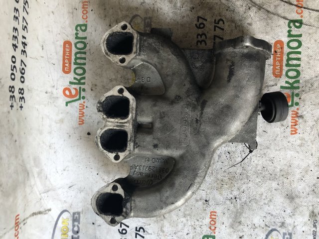 Коллектор впускной 038129713AF VAG