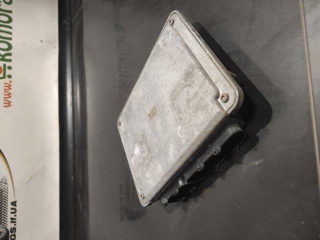 038906018BQ VAG Блок управления двигателем купить в Ужгород