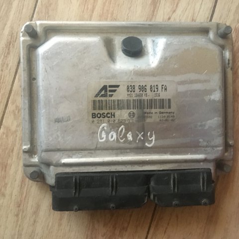 Электронный блок управления двигателем 038906019FA FORD