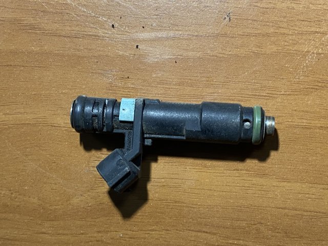 Форсунка дизельная в сборе 03D906031G VAG