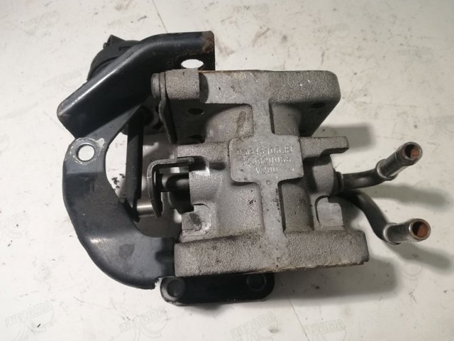 03G131063B Регулирующая заслонка EGR купить Одесса