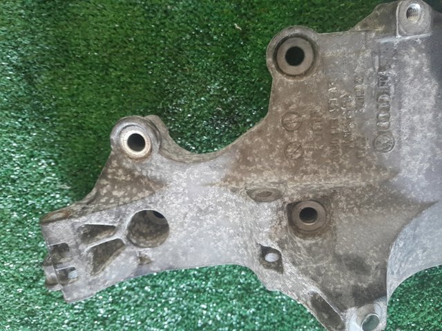 03L903143Q VAG Кронштейн генератора купить в Одесса