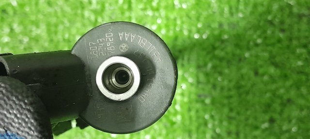 Форсунка впрыска топлива 0445110187 BOSCH