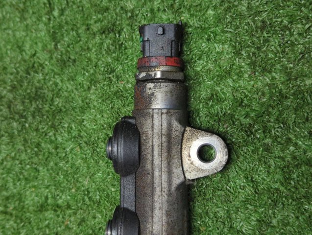 0445214155 NISSAN Распределитель топлива (рампа) купить в Киев