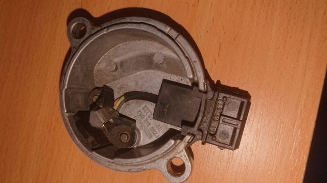 058905161B VAG Датчик положения распредвала купить в Днепр