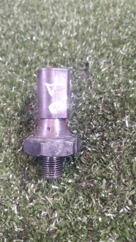 06D919031 VAG Датчик давления масла купить в Чернигов