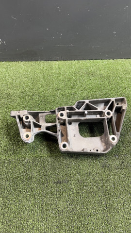 VAG 06F903143F Кронштейн генератора в наличии Чернигов