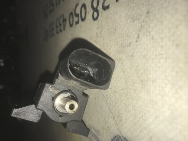 VAG 06F906283F Клапан преобразователь давления наддува (соленоид)  в наличии Чернигов
