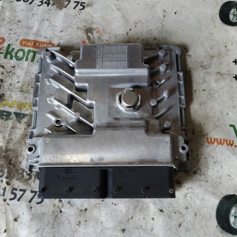 Компьютер двигателя 06K907425C VAG