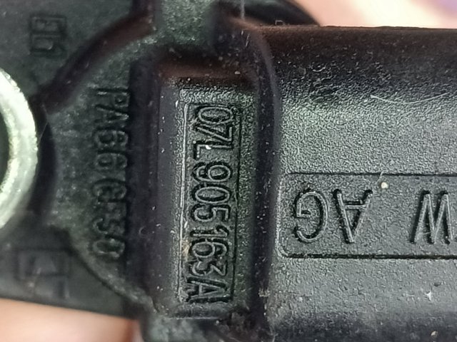 Датчик частоты вращения распредвала 07L905163A VAG