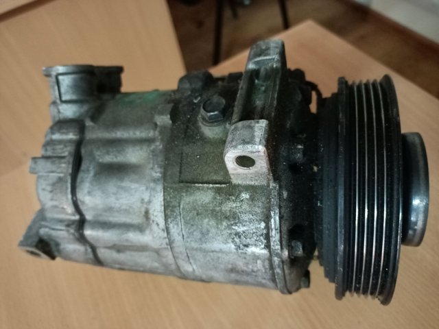Компрессор кондиционера 09225560 OPEL
