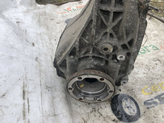 VAG 0AR500043C Редуктор задний в наличии Ровно