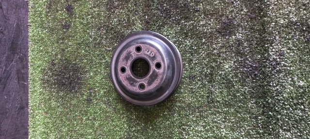 Шкив помпы водяного насоса 0K88R15131 HYUNDAI