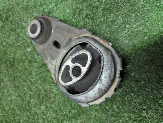 112380006R RENAULT Задняя опора двигателя купить в Кривой Рог