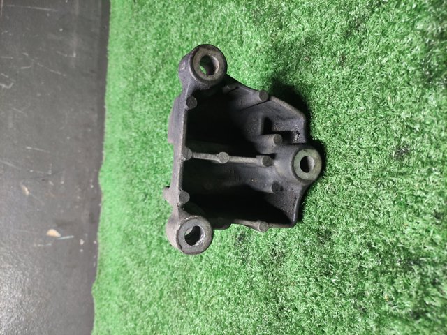 113320013R RENAULT купить в Ровно