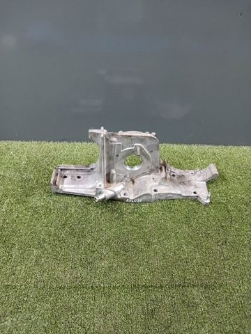SUBARU 11711AA080 Кронштейн генератора в наличии Ровно