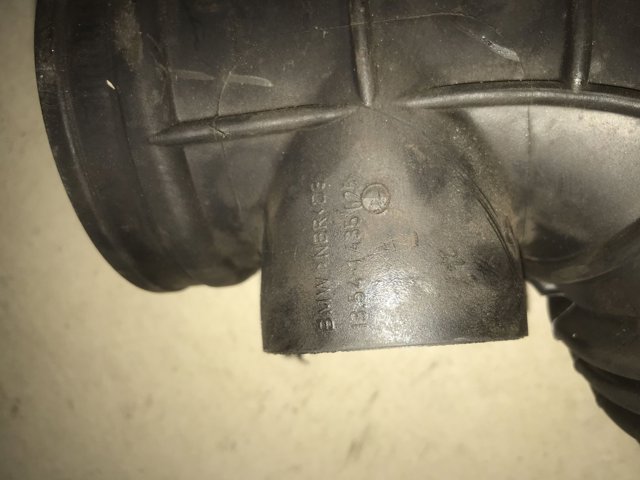 BMW 13541435625 Патрубок расходомера воздуха в наличии Украина