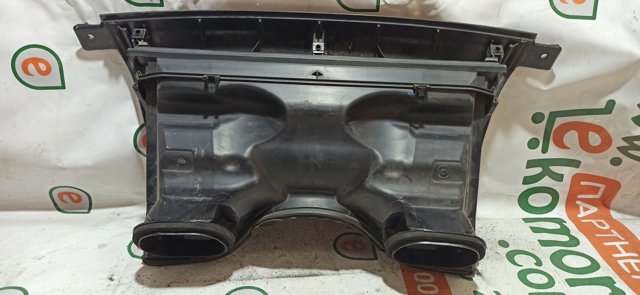 BMW 13717785738 Крышка мотора декоративная в наличии Ужгород