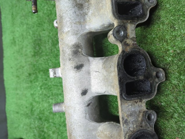NISSAN 140018H800 Коллектор впускной в наличии Ровно