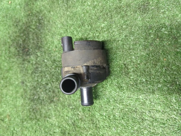 Водяной насос охлаждения электро дополнительный 144B0JG70A NISSAN