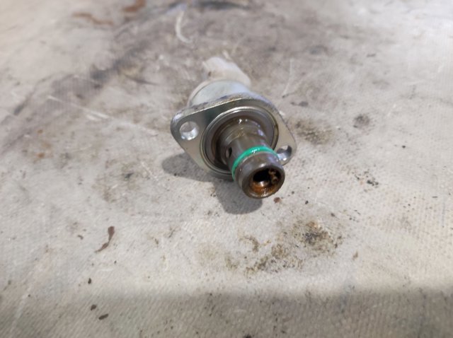 Клапан регулировки давления топлива 1460A056 MITSUBISHI