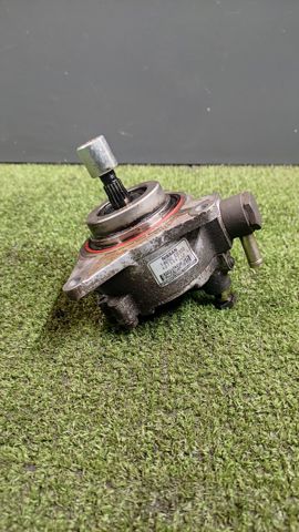 Насос вакуумный 14650EB300 NISSAN