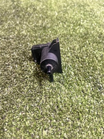 Клапан соленоид регулирования заслонки EGR 1495600Q0L NISSAN