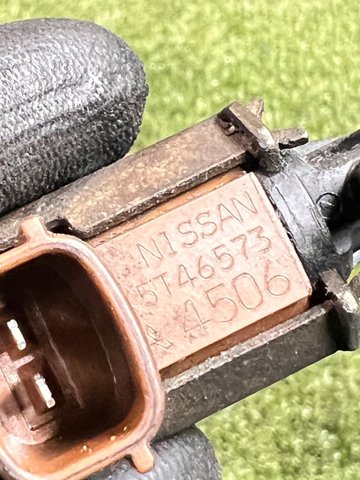 NISSAN 1495640U10 Клапан преобразователь давления наддува (соленоид)  в наличии Киев
