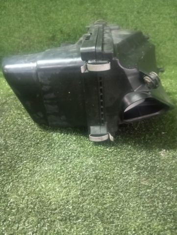  Корпус воздушного фильтра 16500AU600 NISSAN