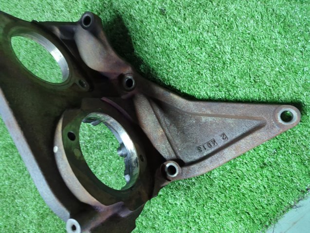 16811EQ400 NISSAN Кронштейн топливного насоса ТНВД купить в Ужгород