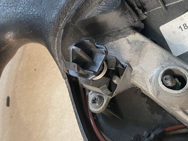 1871031000 RENAULT купить в Ужгород
