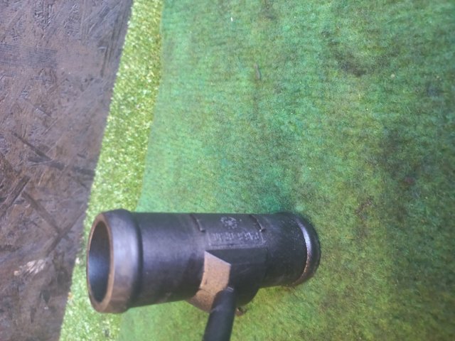 1C0121438A Патрубок системы охлаждения купить Сумы