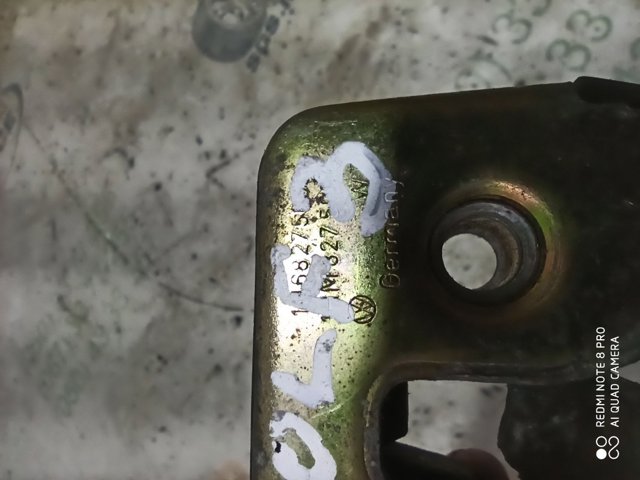 Замок двери багажника 1H6827505 VAG