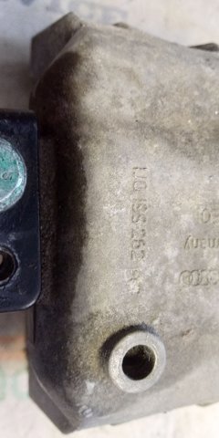 VAG 1J0199262BF Подушка (опора) двигателя правая в наличии Житомир