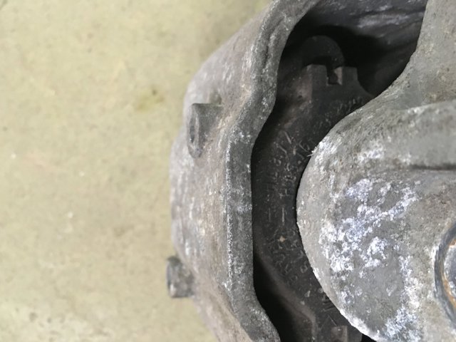 VAG 1J0199555AJ Левая подушка двигателя в наличии Житомир