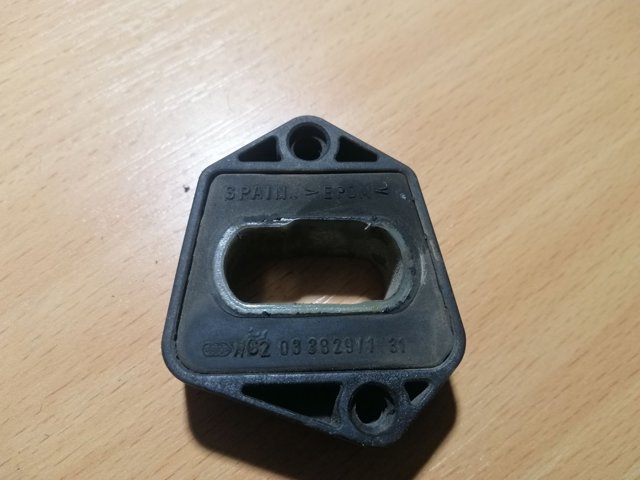 Кронштейн крепления радиатора, нижний 1J0806157A VAG