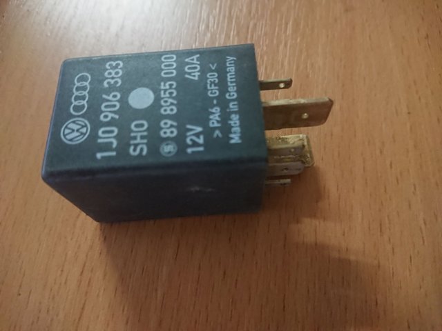 VAG 1J0906383 Реле бензонасоса в наличии Хмельницкий