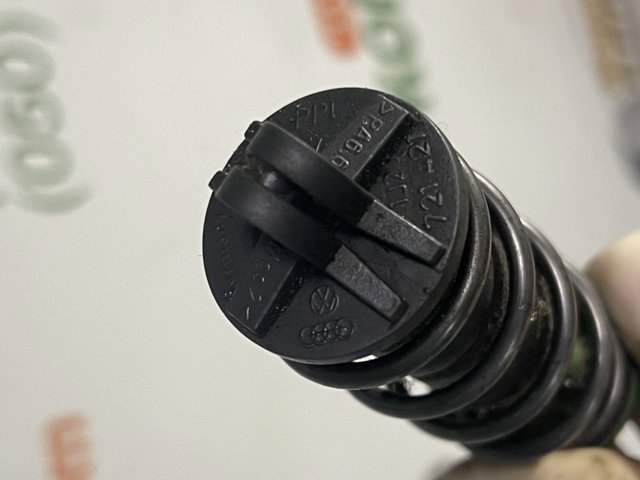 Пружина педали сцепления 1J2721421 VAG