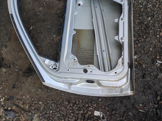 Пассажирская передняя дверь 1J4831056H VAG