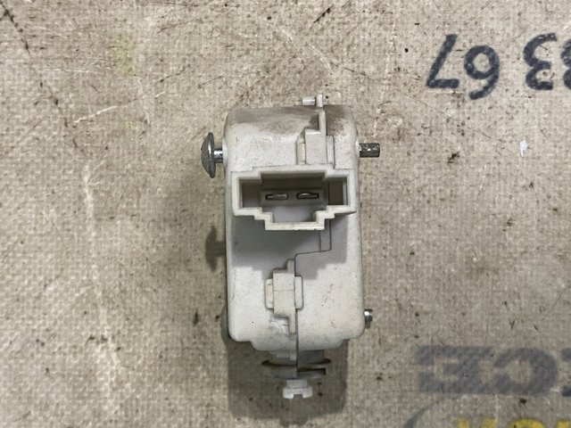 VAG 1J6862159A Мотор-привод открытия/закрытия замка багажника (двери 3/5-й задней) в наличии Винница