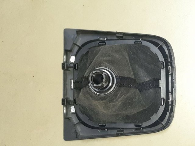 VAG 1K0711113CG Рукоятка рычага КПП в наличии Черкассы